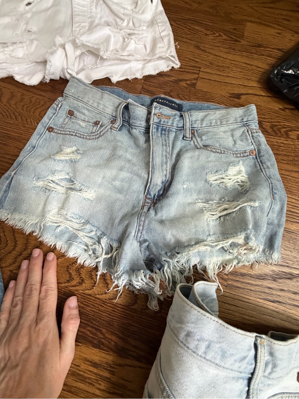 Lot of denim shorts, skirt, Size 2/small. Zara, Free People, Aeropostale. - Picture 4 of 7